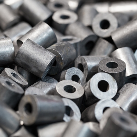 Stahlrohre gesägt und gleitgeschliffen